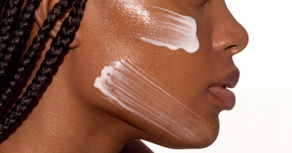 This nourishing, Vegan plant-based moisturizer replenishes and seals in hydration. 