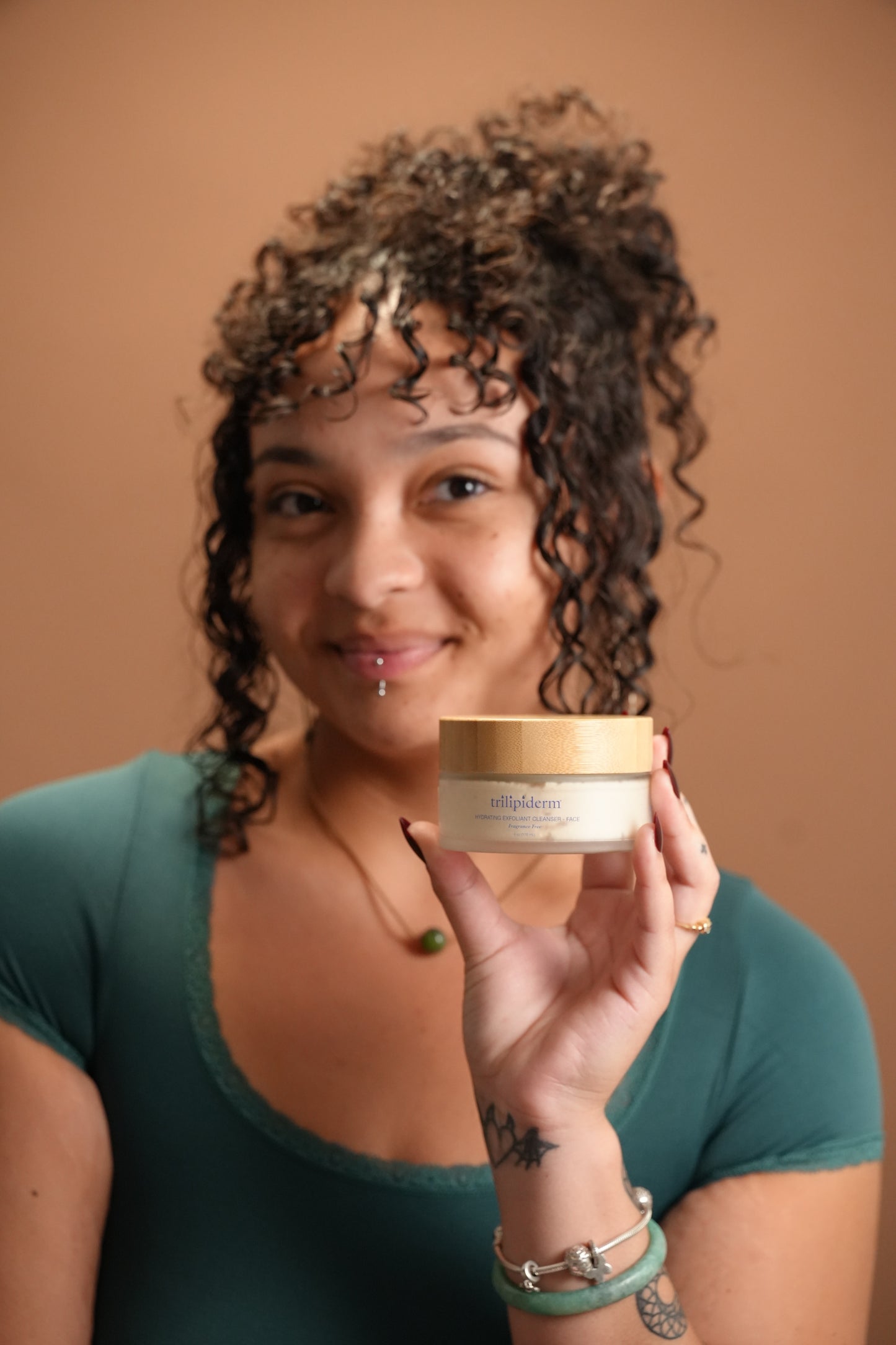 Hydrating Exfoliant Cleanser FACE